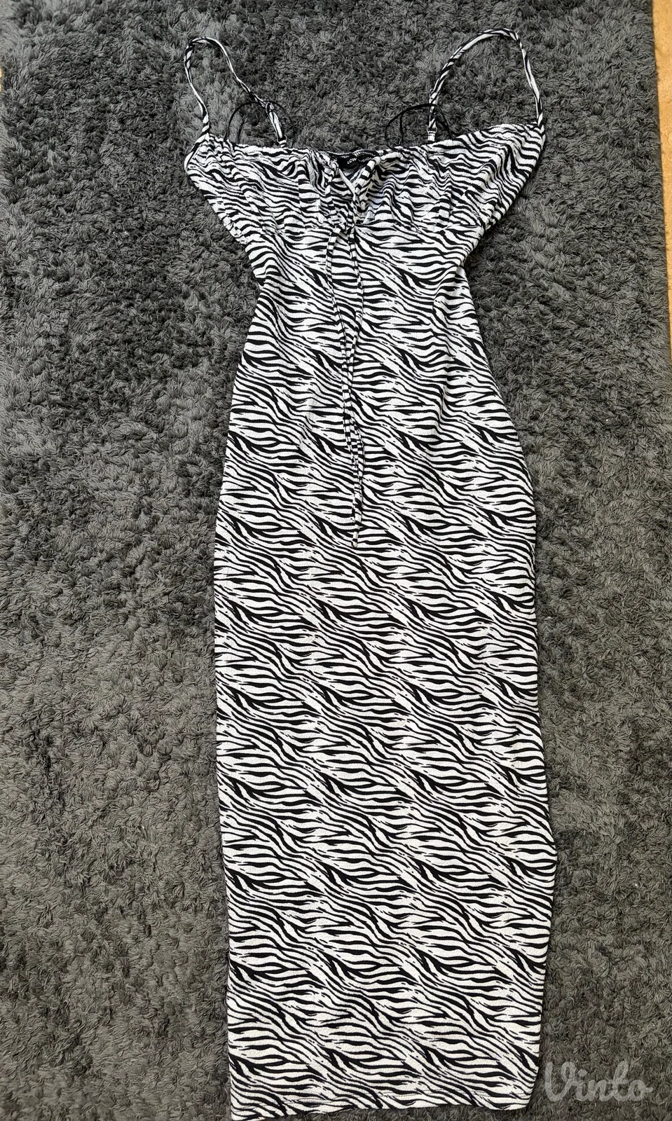 Zebrasta haljina