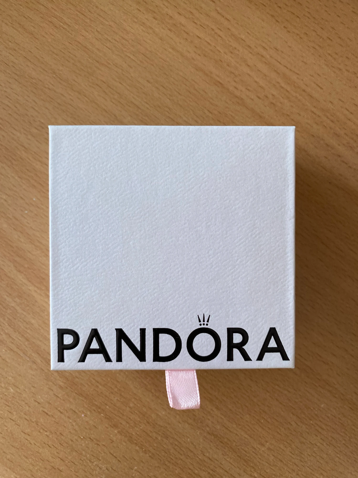 Pandora narukvica