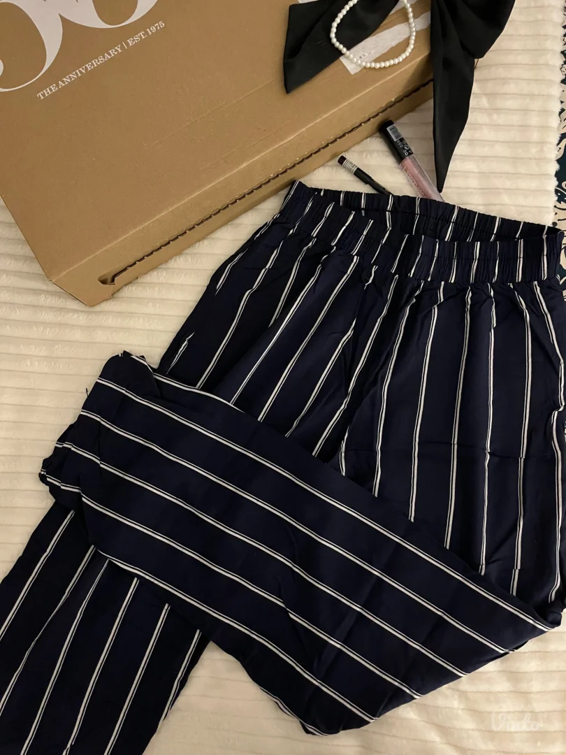 Pantalone na prugice