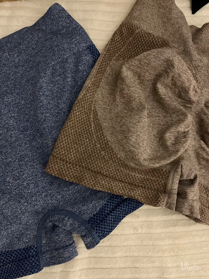 Dva šortsa za trening