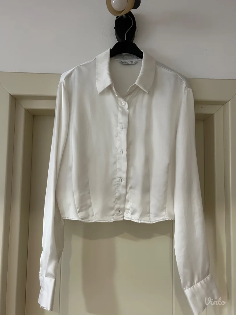 Stradivarius bela satenska košulja