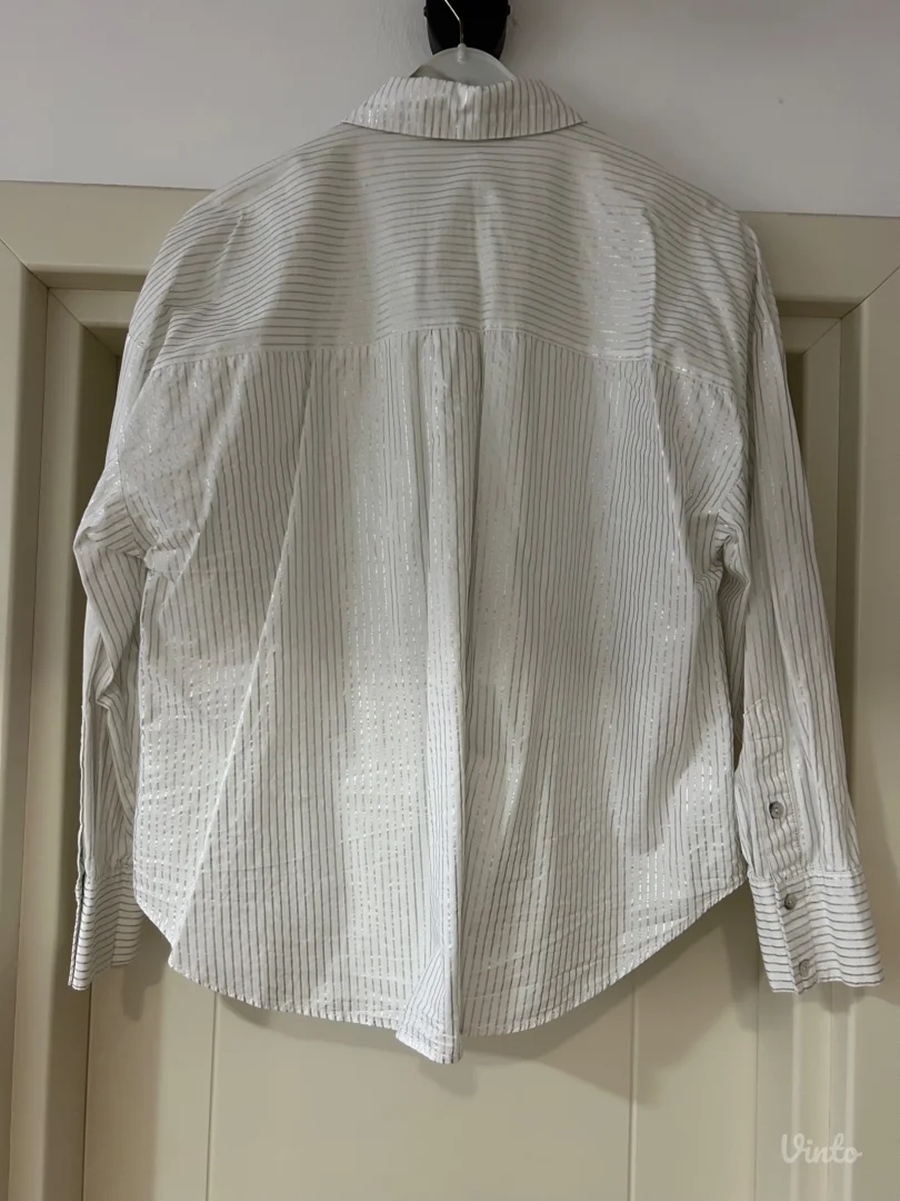 Zara bela košulja na srebrne pruge