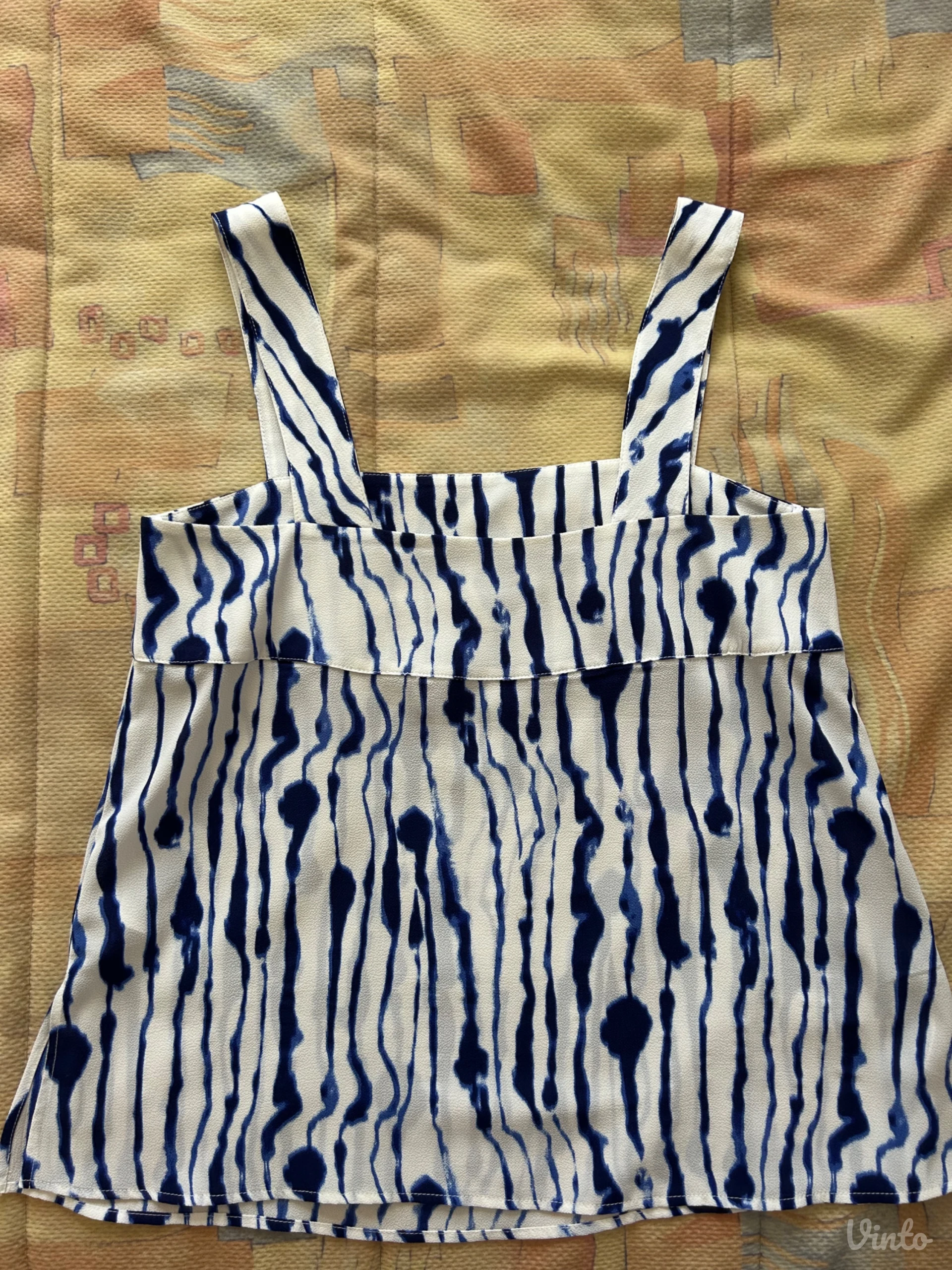 HM bluza sa širokim bretelama