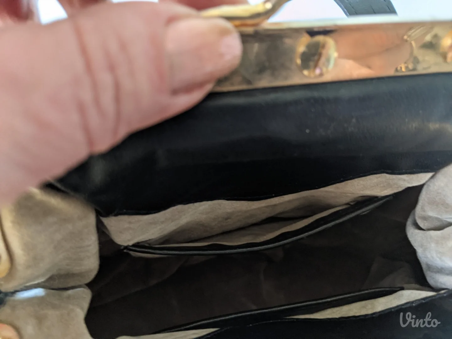 Elegantna tašna, u retro fazonu - Prirodna koža