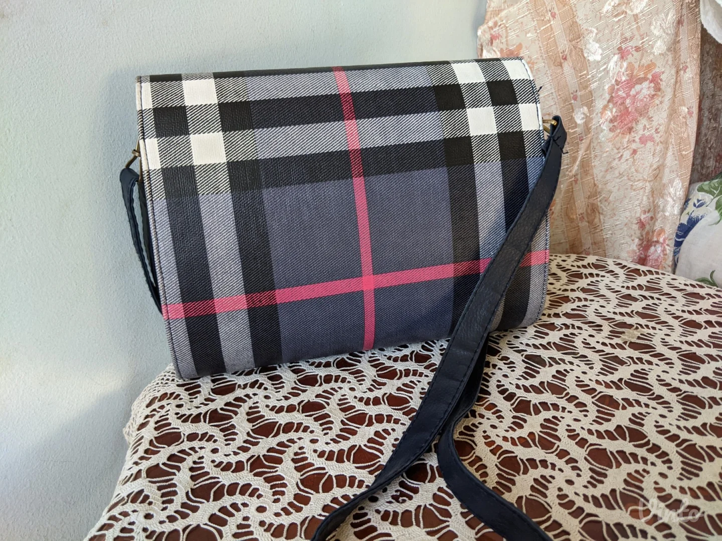 CAP ONE - Karo dezen - Nova