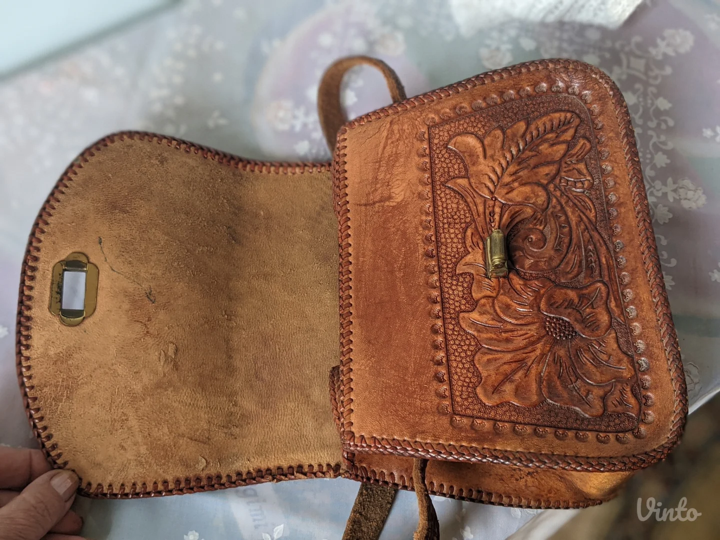 Gravirana tašna od prirodne kože, UNIKAT