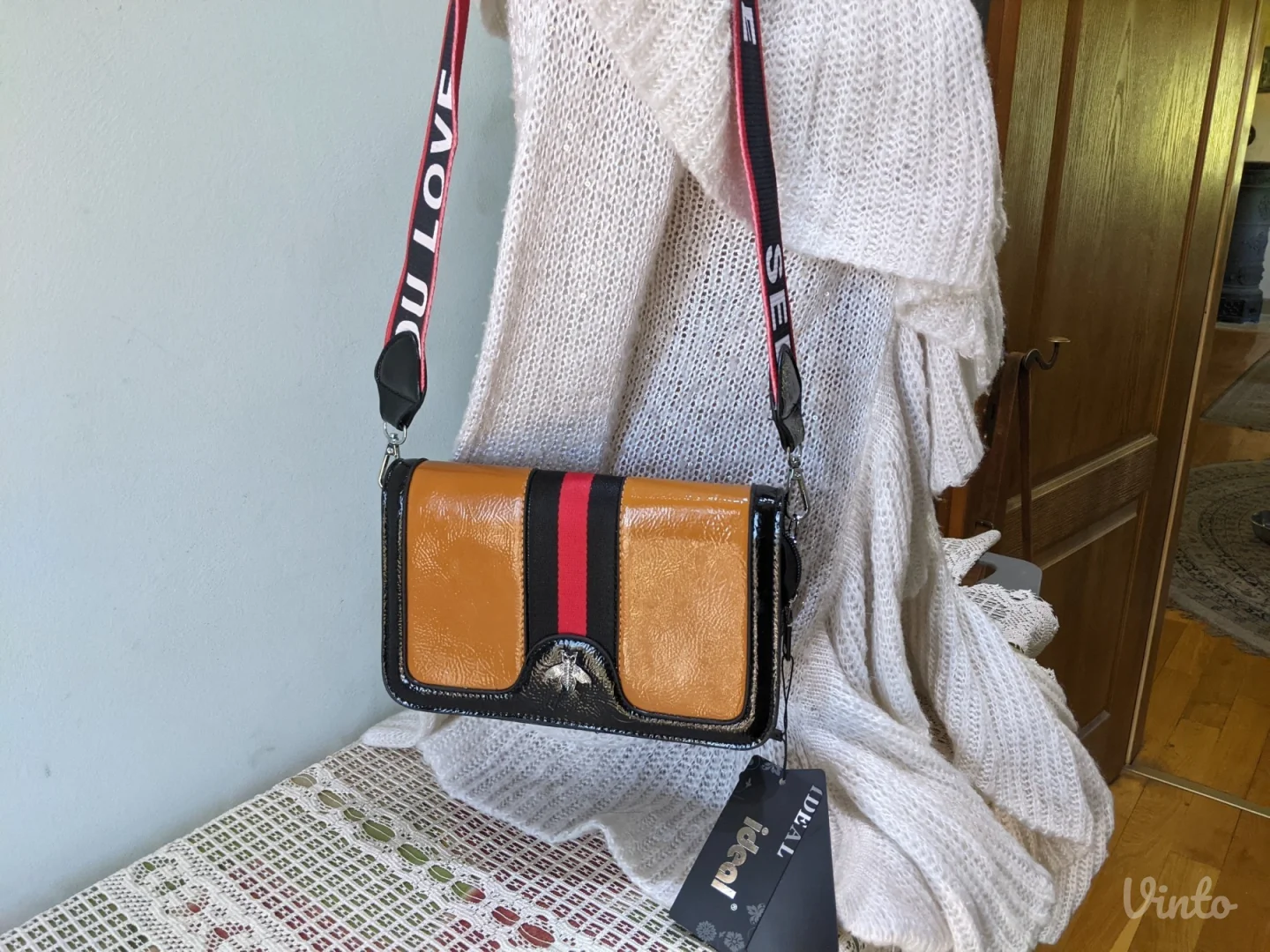 IDEAL - original - Nova, sa etiketom i 2 kaiša - HIT