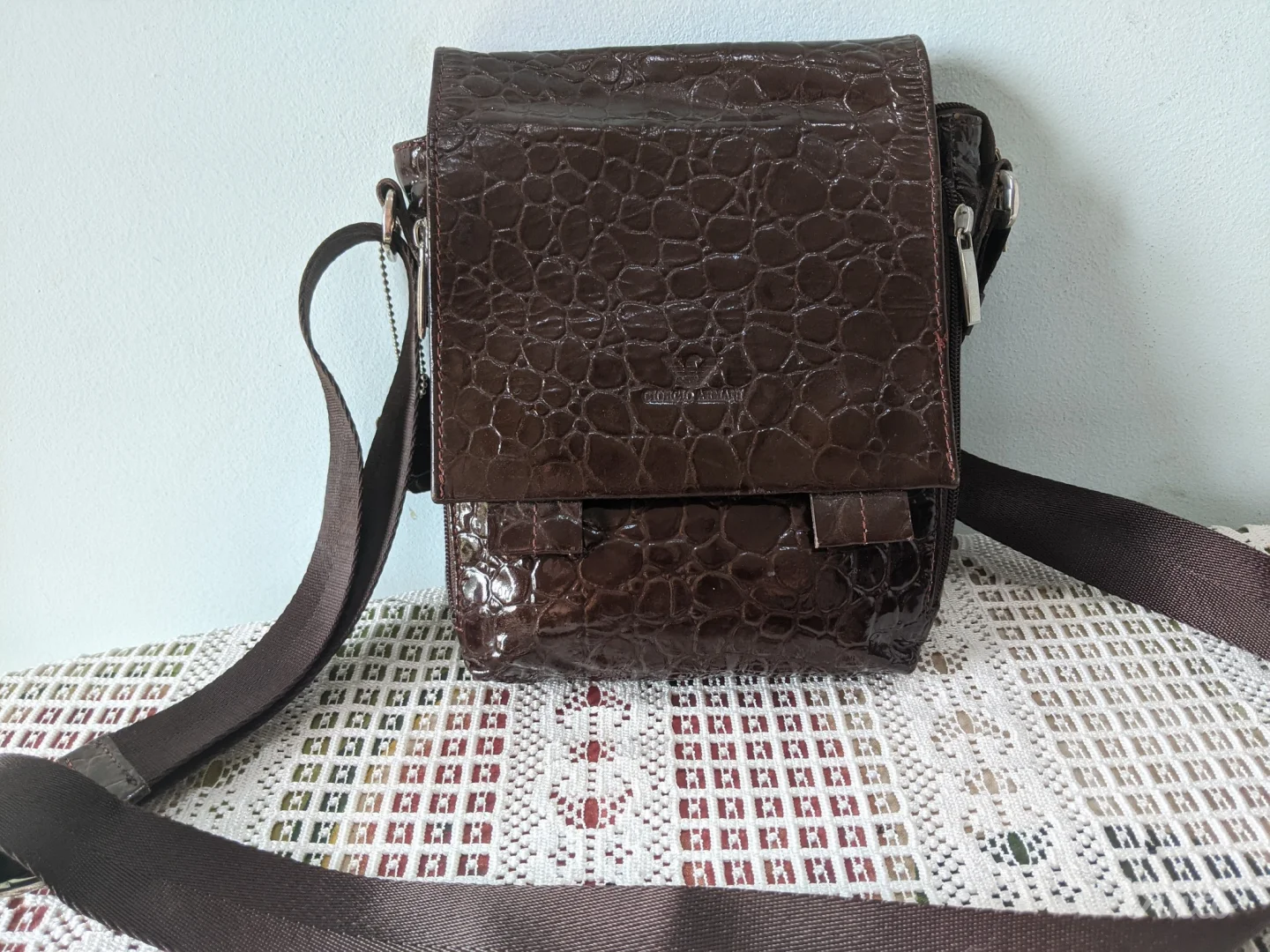 Giorgio Armani -Nova - prirodna koža - kroko lak