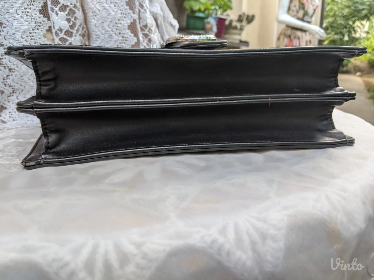 Tašna sa bisernom kopčom - Nova