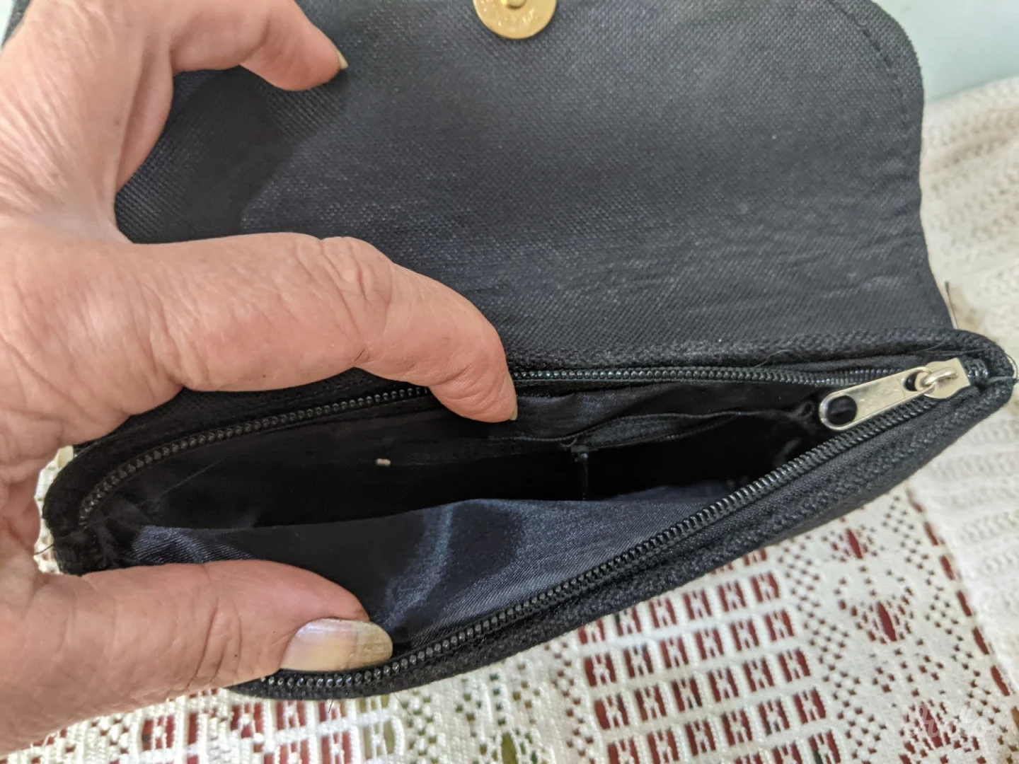 Pismo tašna + minđuše (na poklon) -Made in Kenya- Nova