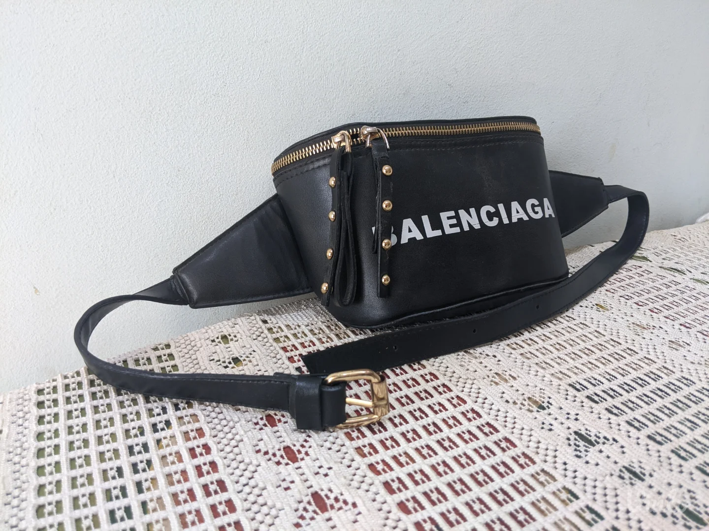 Balenciaga - Bananka model - fanny pack- Unisex