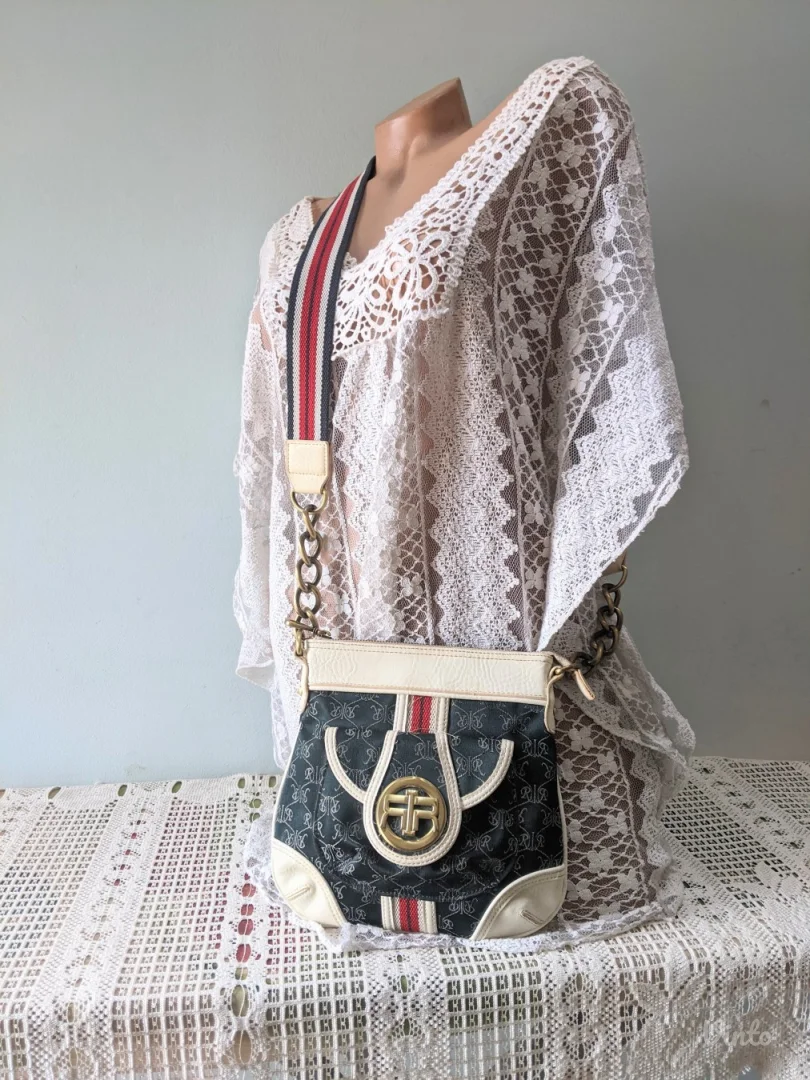 RIVER ISLAND - Original - Nova