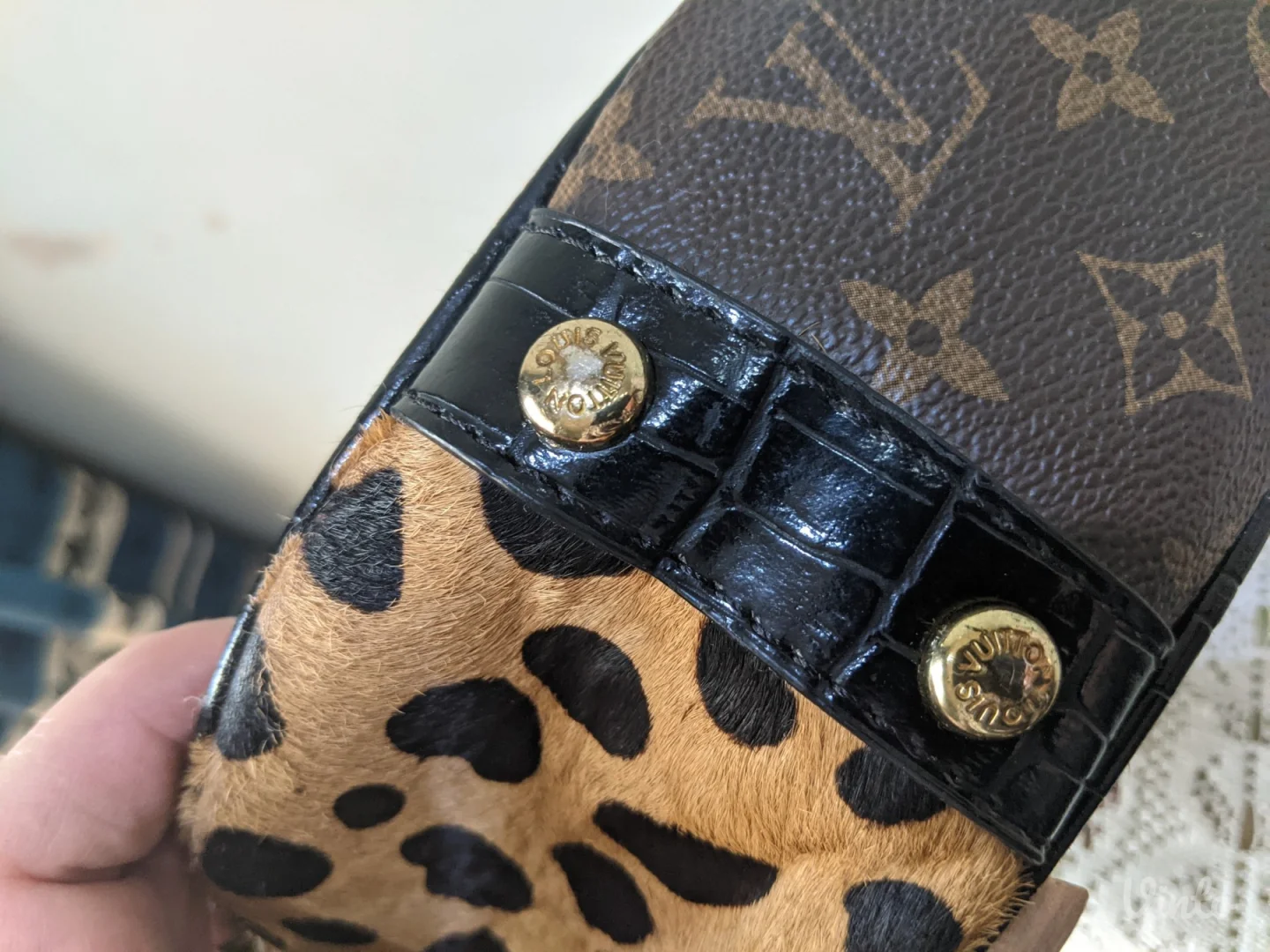 Louis Vuitton - Prirodno krzno - Monogram - Velika