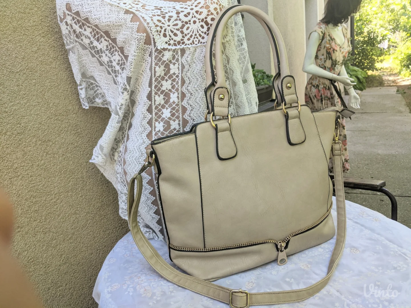 Velika bež tašna - Nova