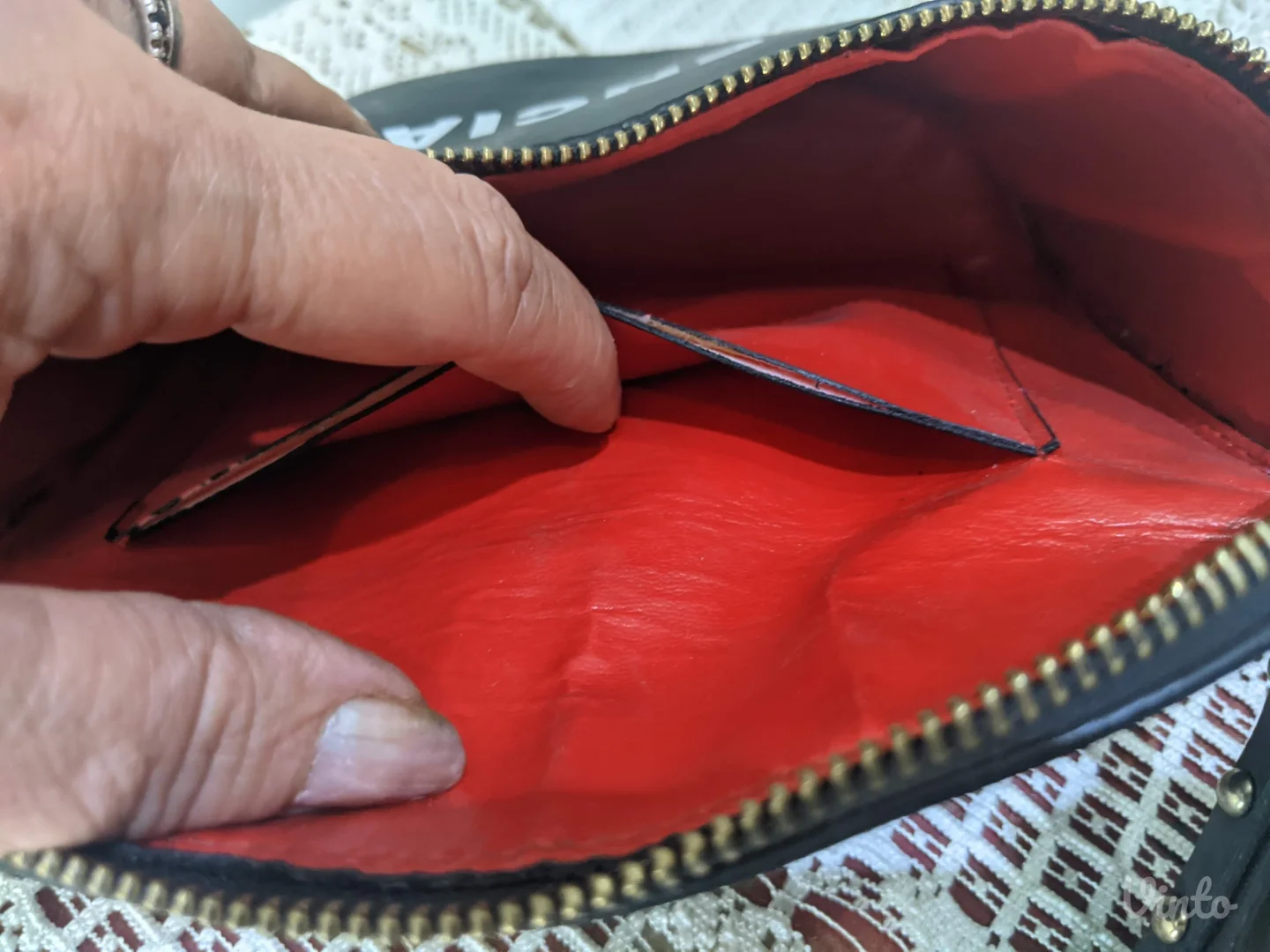 Balenciaga - Bananka model - fanny pack- Unisex