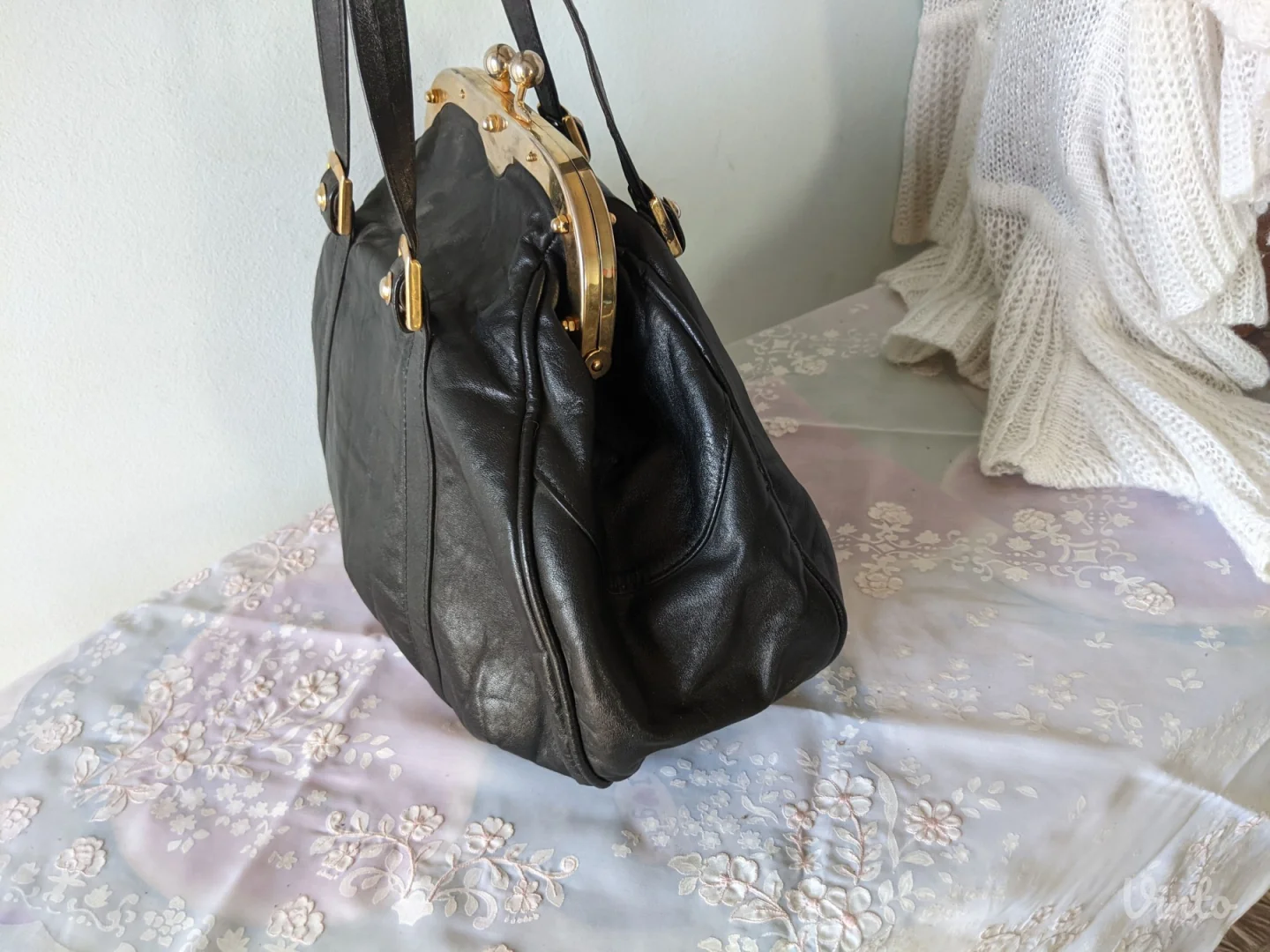 Elegantna tašna, u retro fazonu - Prirodna koža