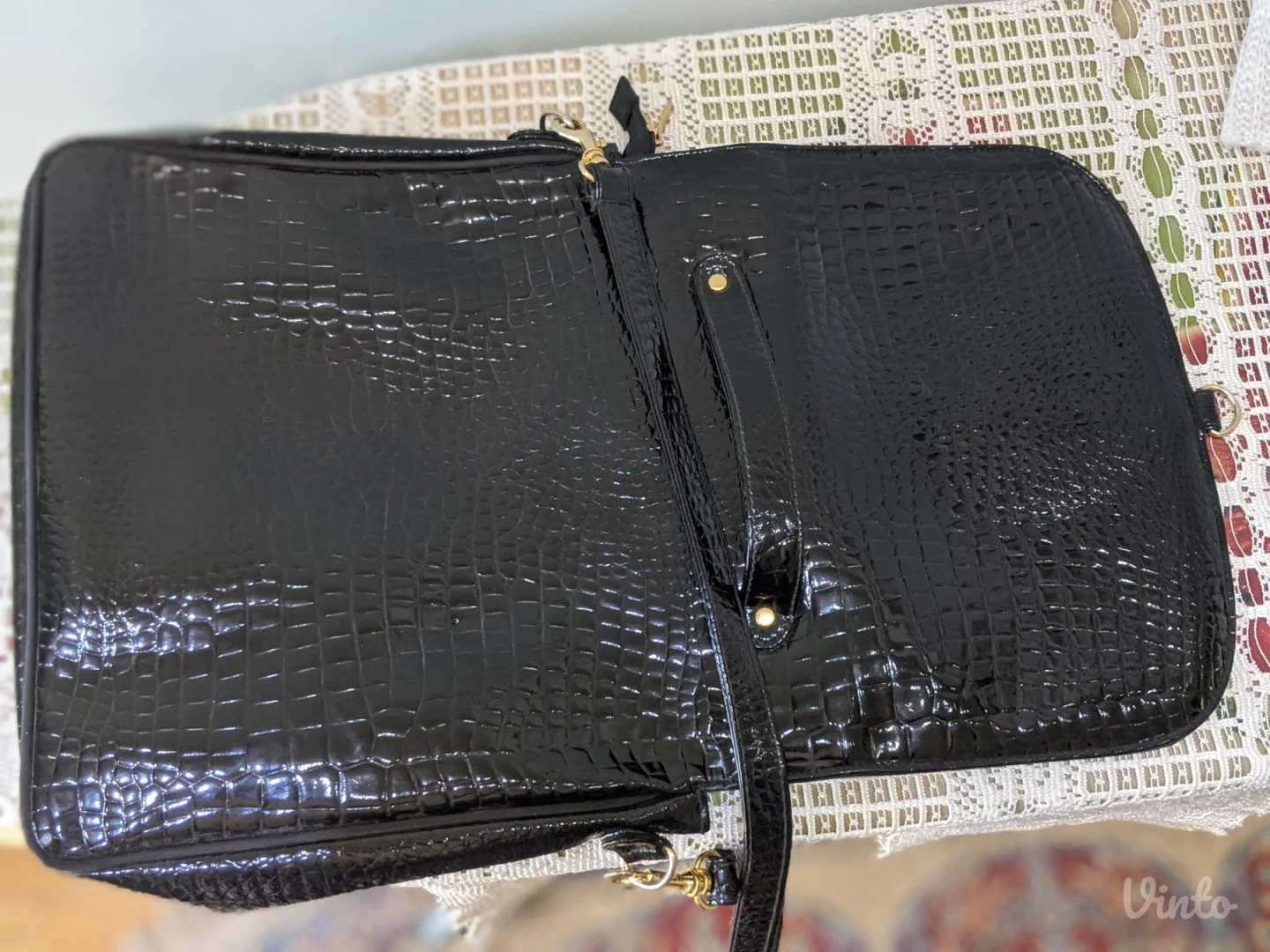 Poslovno damska tašna - Velika - Nova