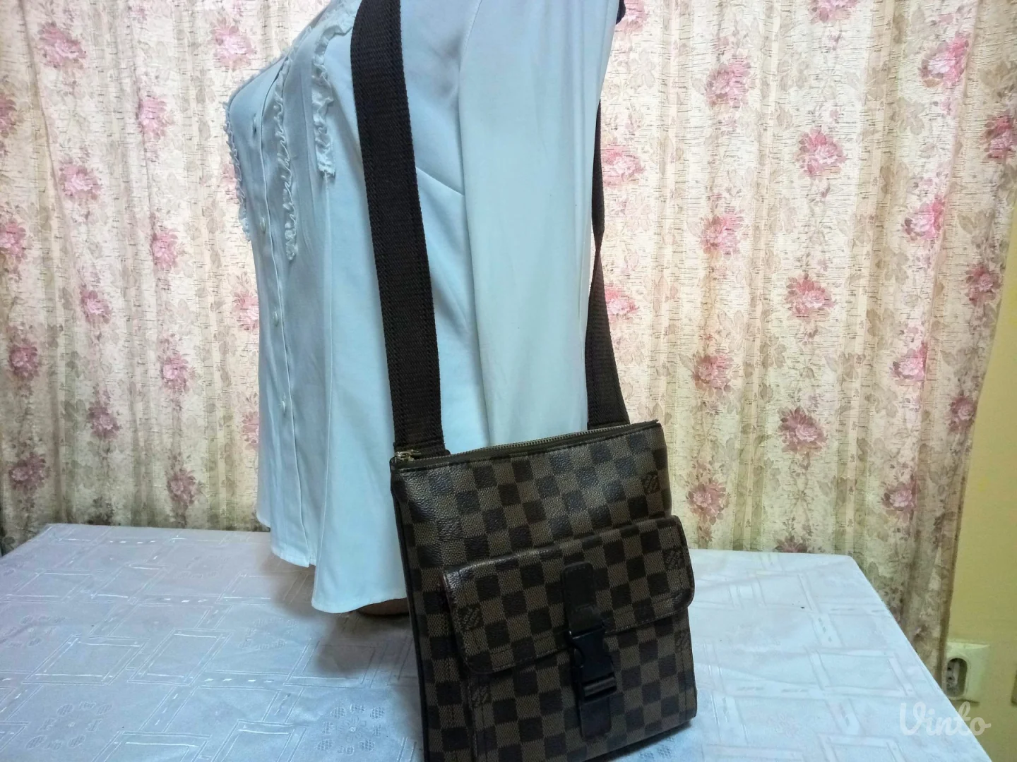 Louis Vuitton - ORIGINAL sa serijskim brojem - NOVA