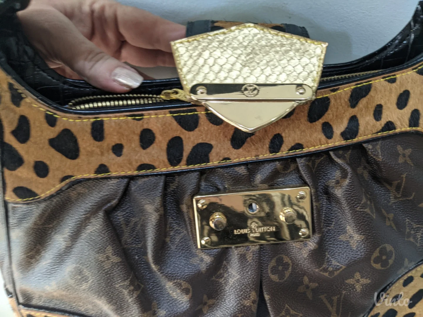 Louis Vuitton - Prirodno krzno - Monogram - Velika