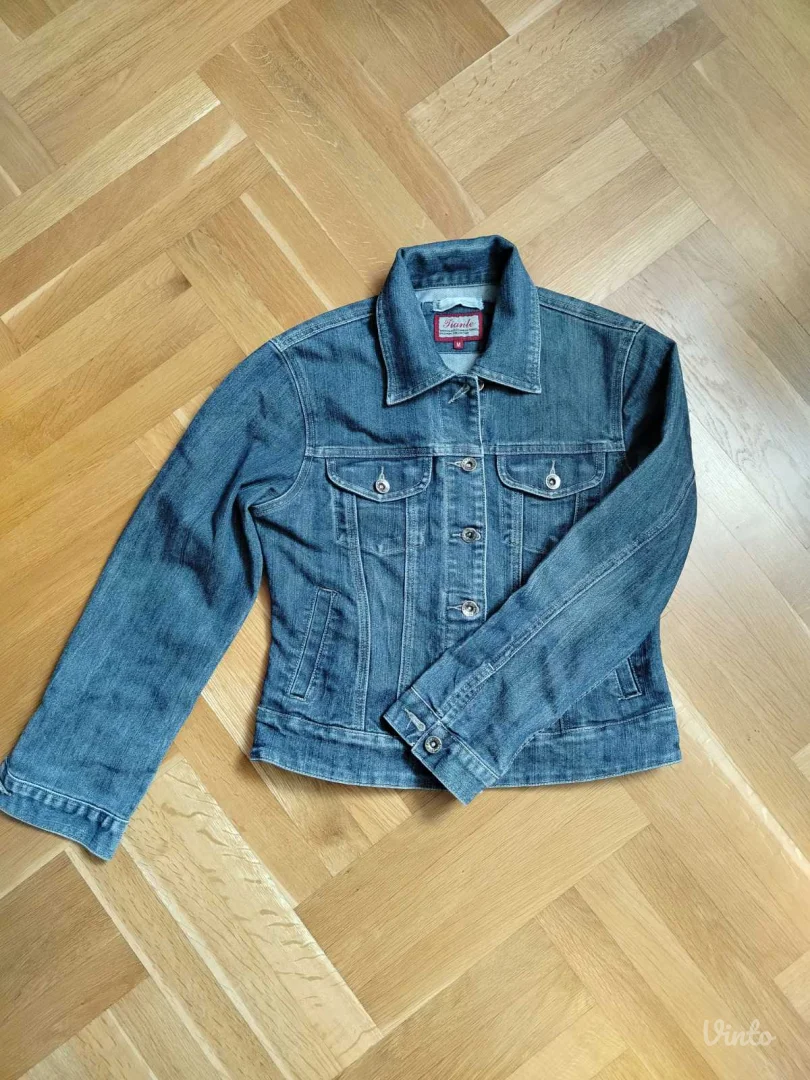 SNIŽENO perfektna teksas jakna