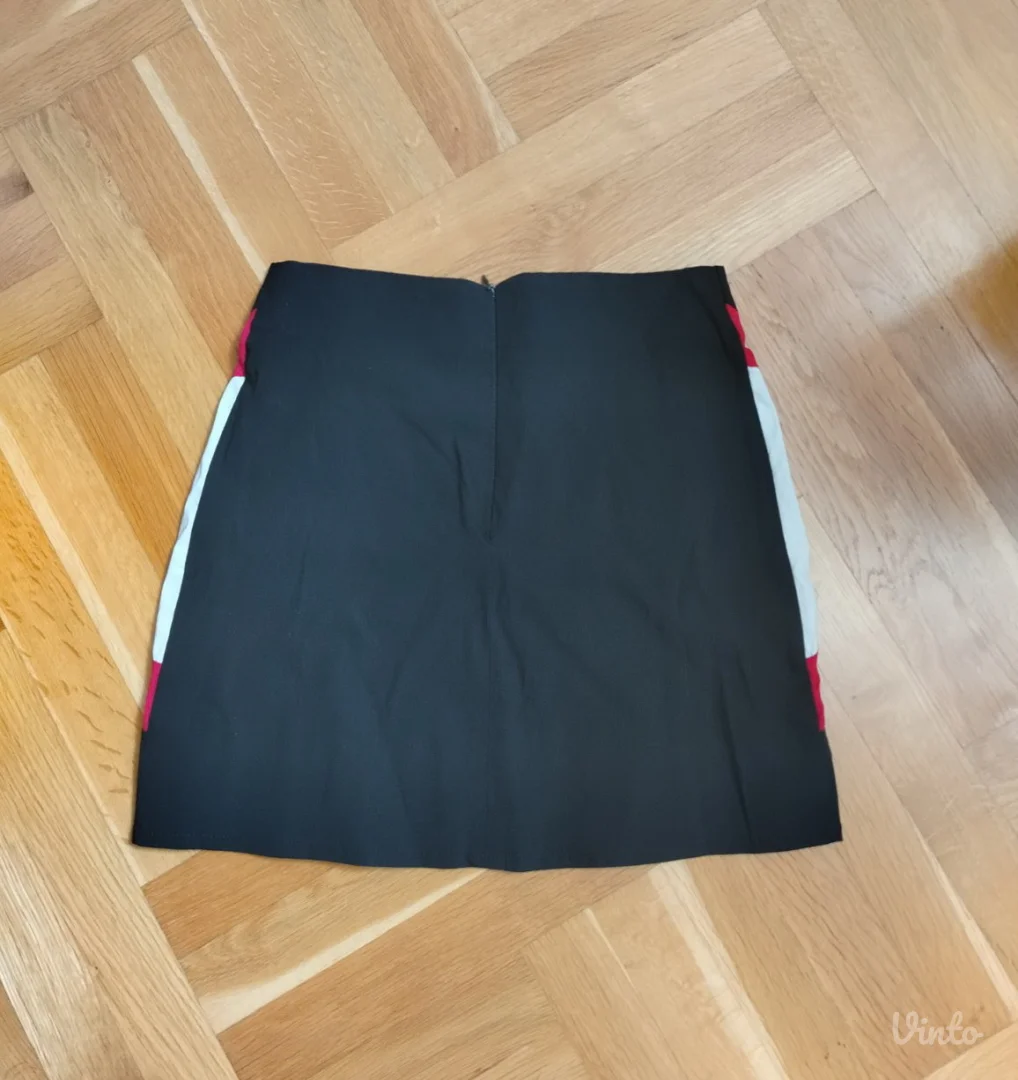 SNIŽENO zanimljiva elastična suknja