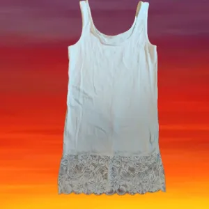 pamučna majica/spavaćica sa čipkom