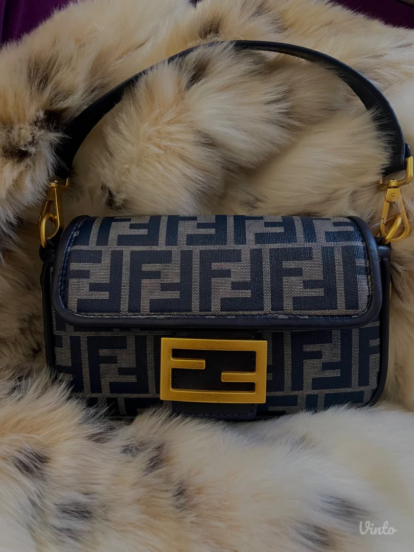 Fendi torba
