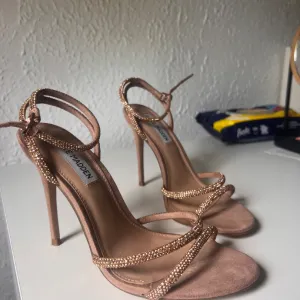 steve madden sandale