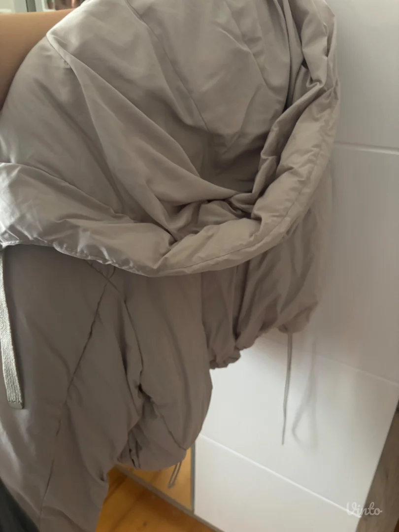 Pull and bear zimska jakna