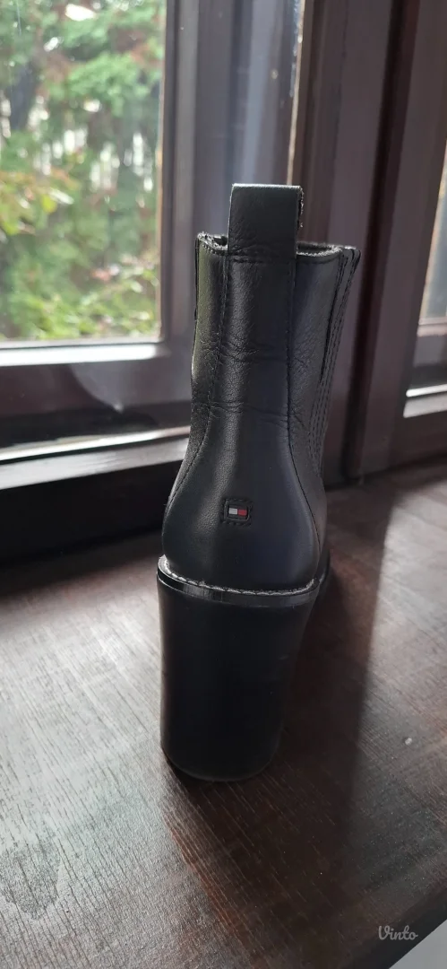 Thomy hilfinger cizme