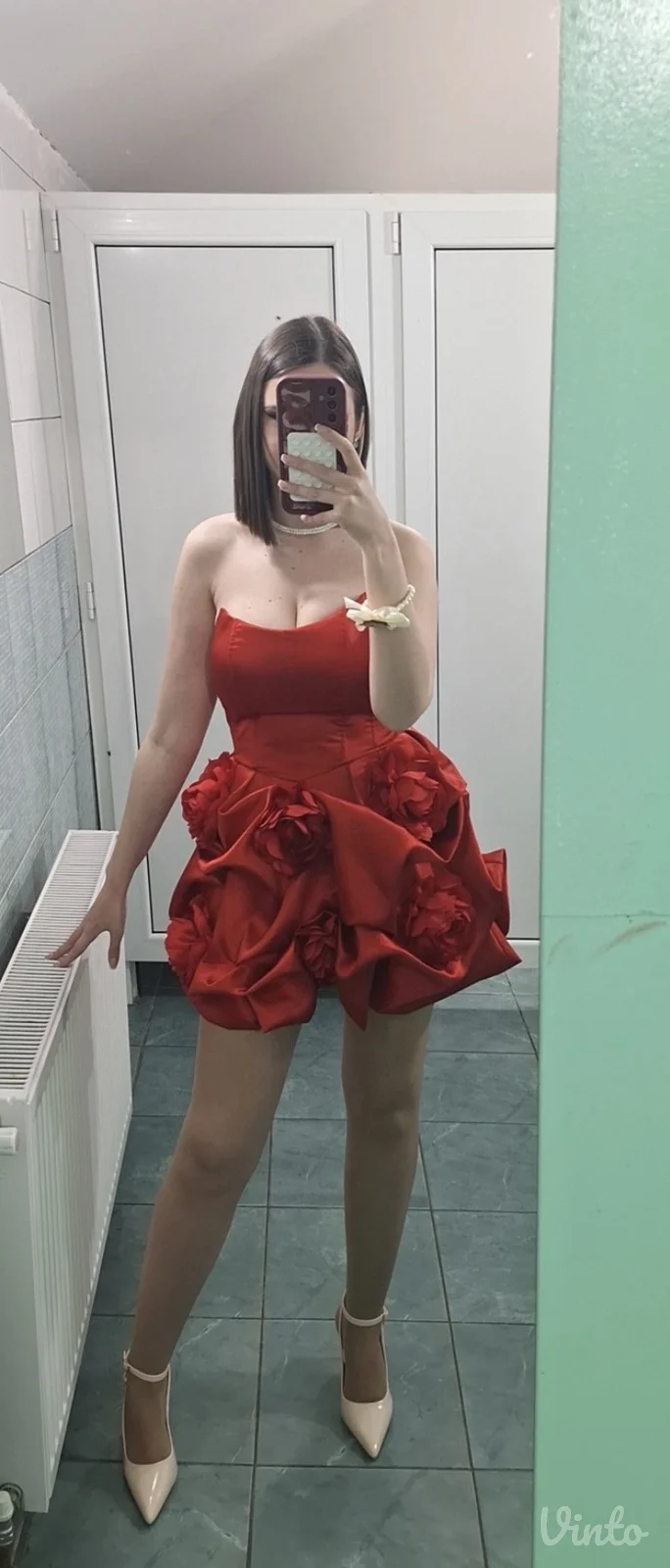 Haljina sa 3D cvetovima