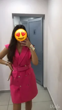 Roze haljina