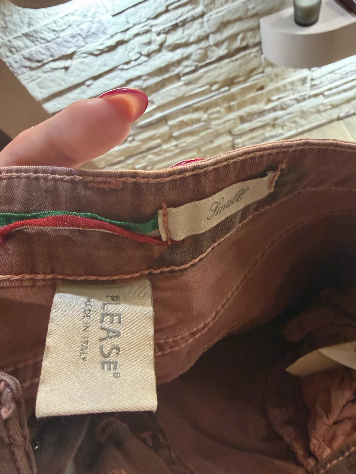 Please ženske pantalone / farmerke sa maskirnim dezenom