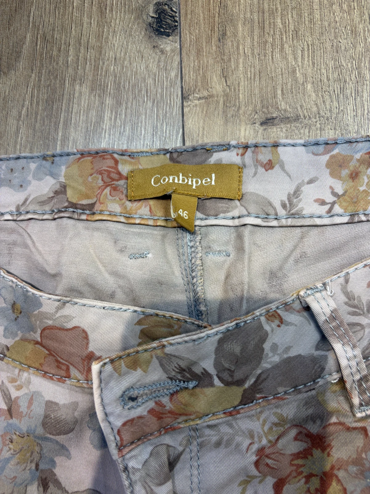 Ženske Conbipel pantalone sa prelepim cvetnim dezenom