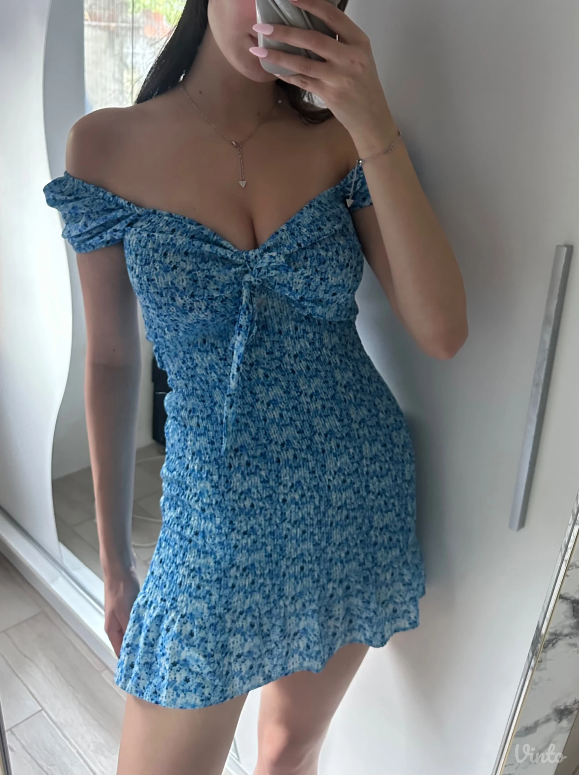 Letnja mini haljinica