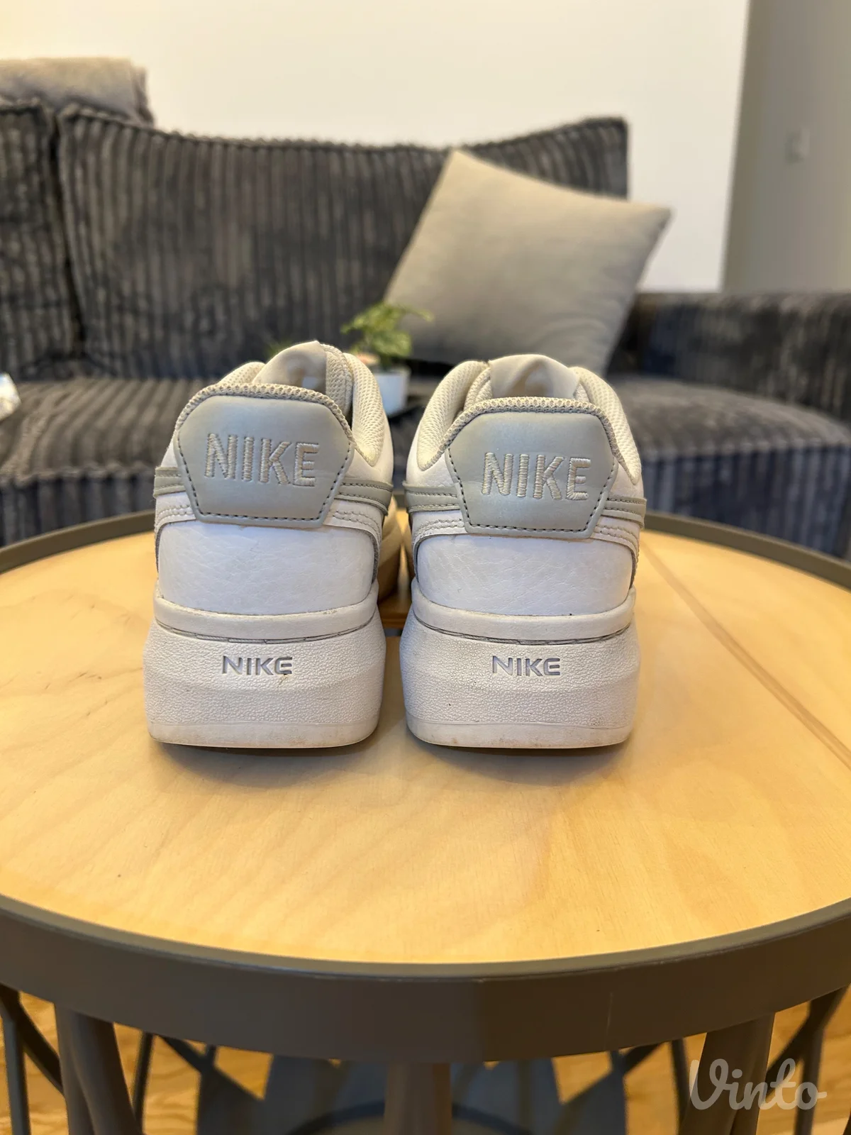 Nike bele patike