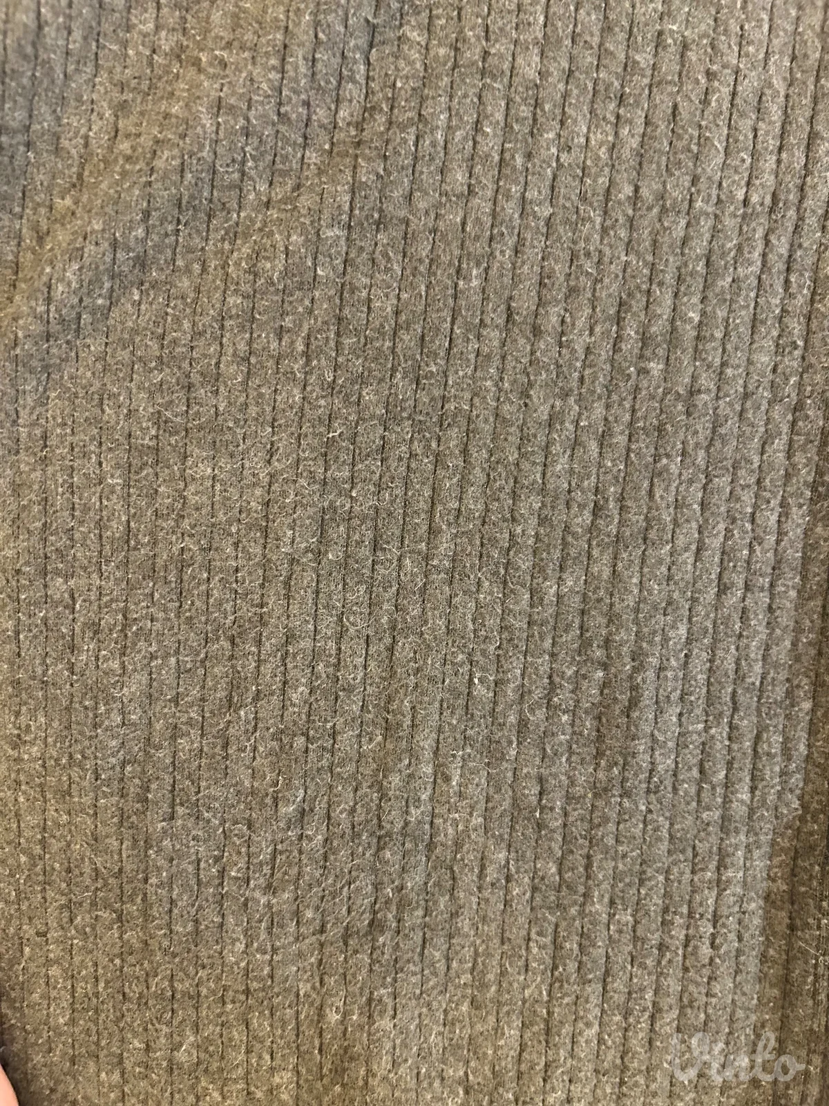 Maslinasto zelene pantalone