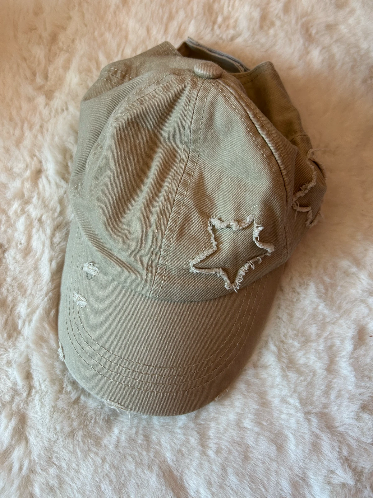 Ženski Kačketi Više Vrsta (H&M, Reserved, House Brand)