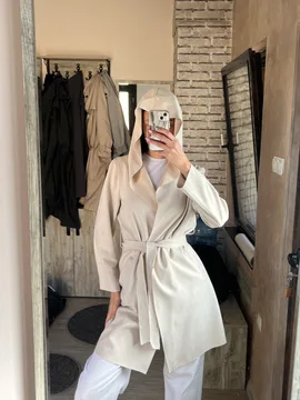 Mantil zara