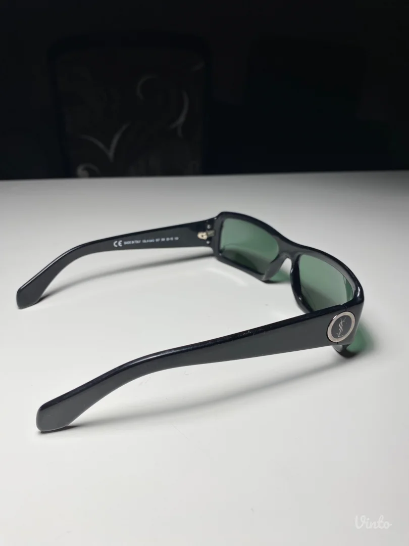 Yves Saint Laurent naocare