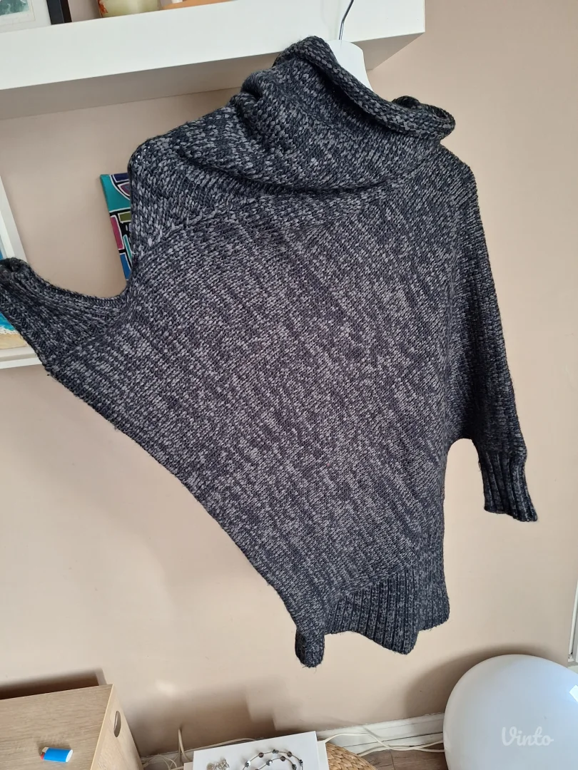 DKNY asimetrican dzemper