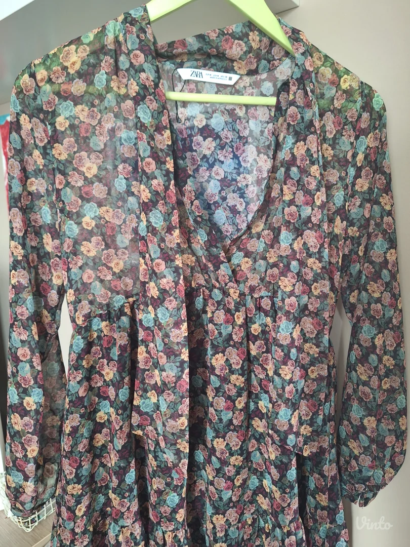 Zara cvetna haljina