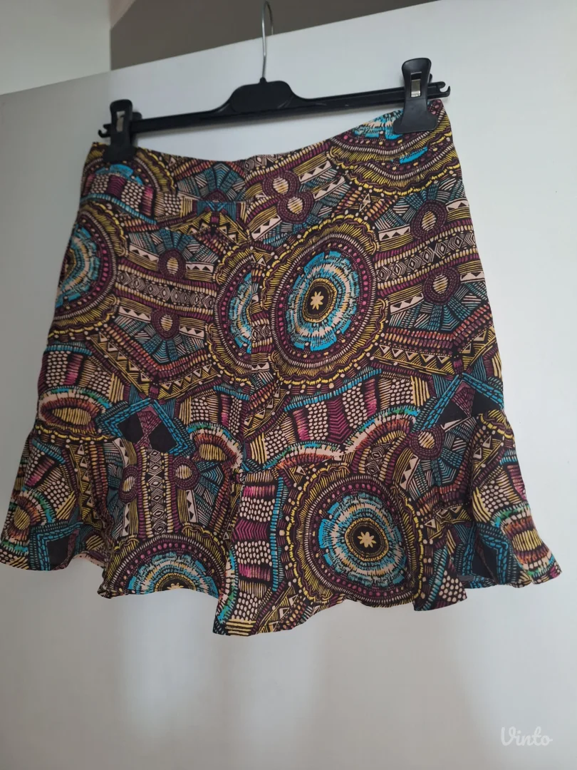 Stradivarius sarena suknja