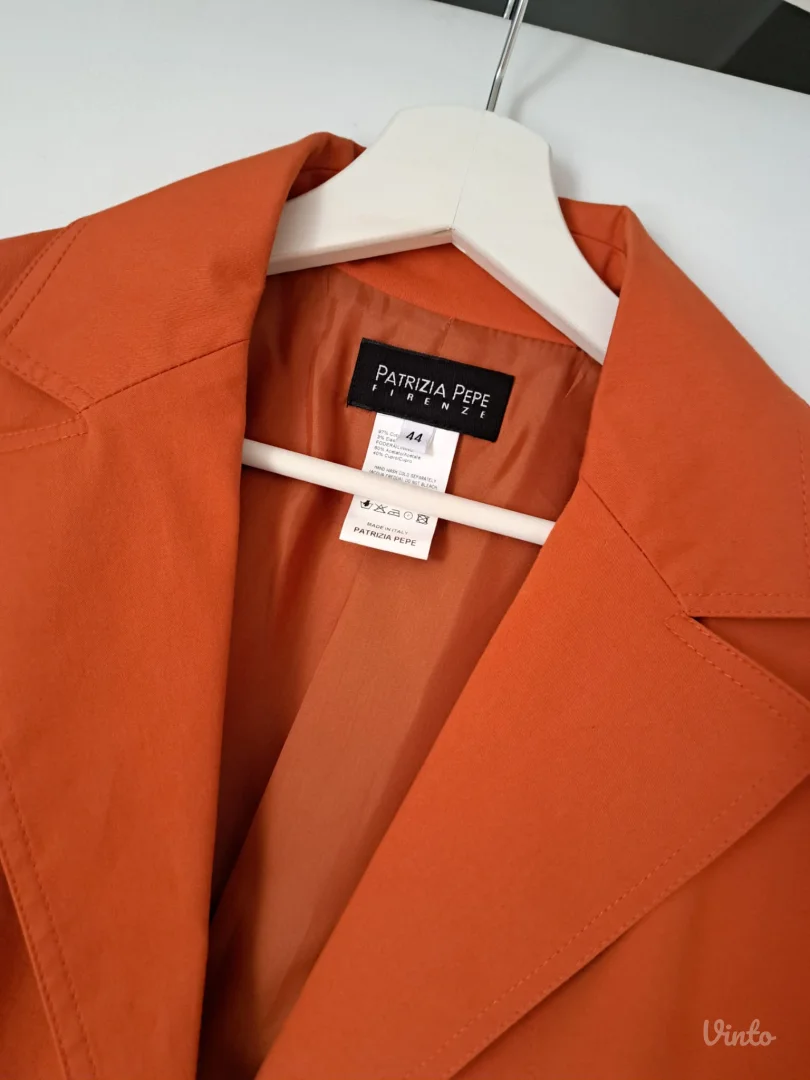 Patrizia Pepe narandzasti sako