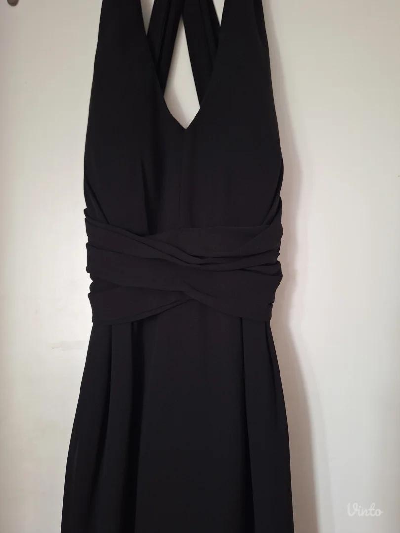 Guess elgantna mala crna haljina