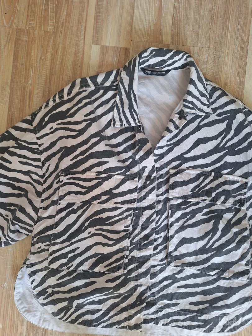 Zara zebrasta jakna