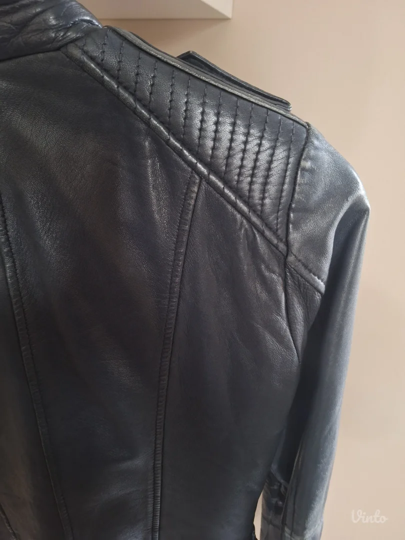 Zara jakna od prave koze