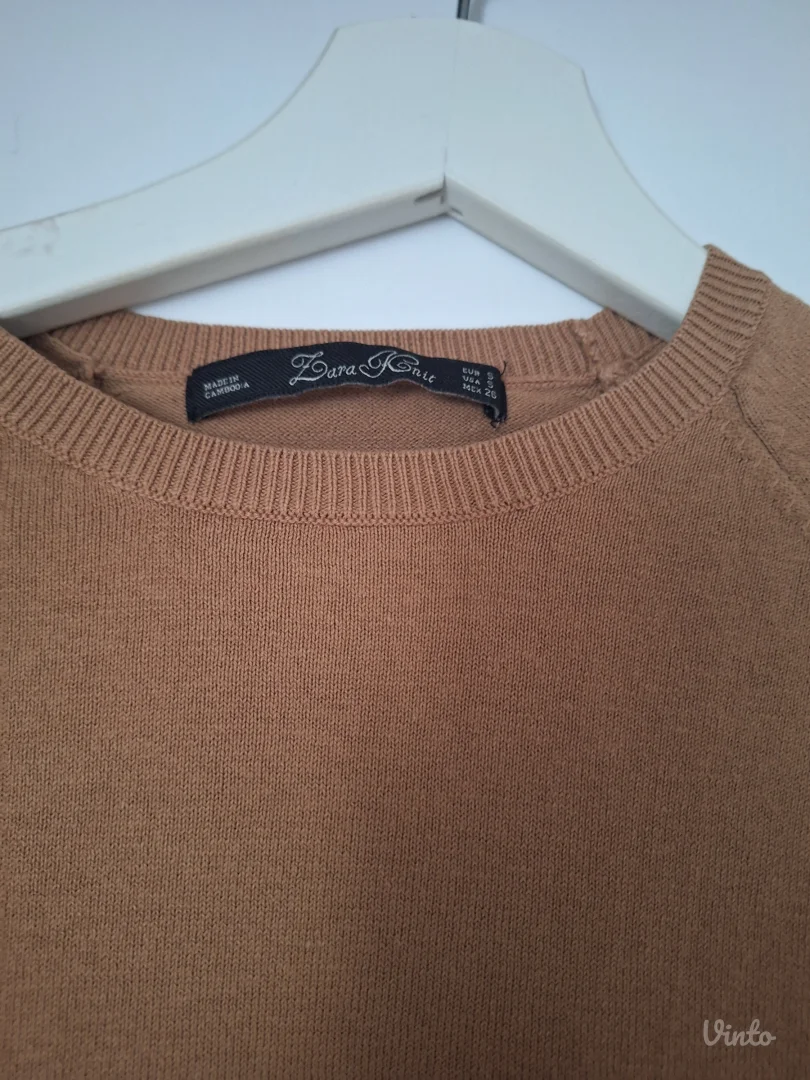 Zara dzemper kratkih rukava