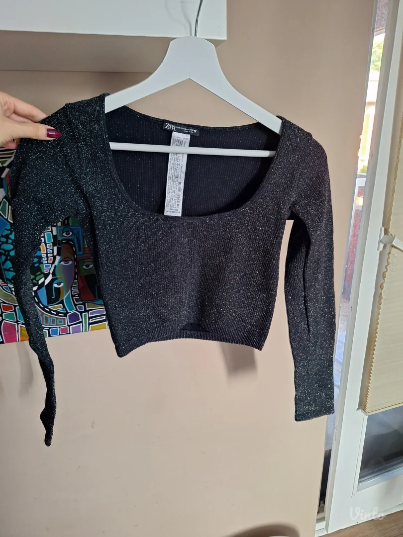 Zara sljokicavi crop top