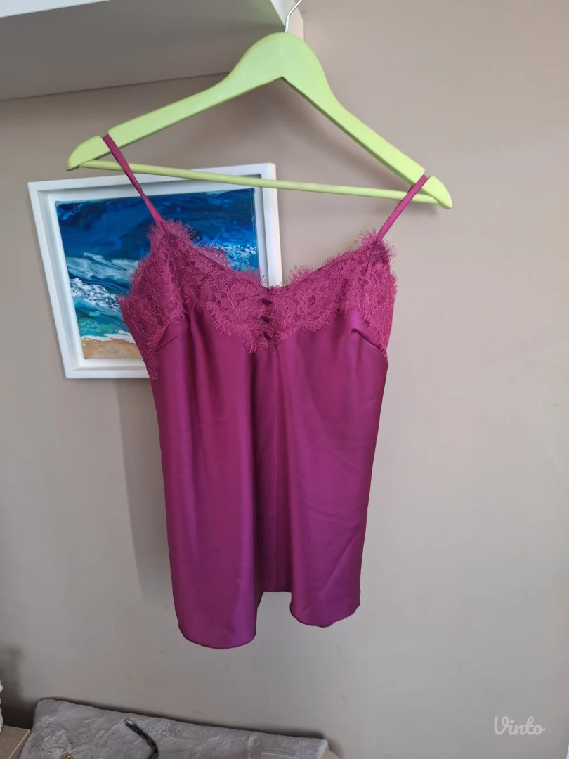 Nova satenska bluza sa cipkom